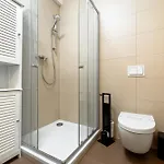 Ah Radnica Jacuzzi , Theatre