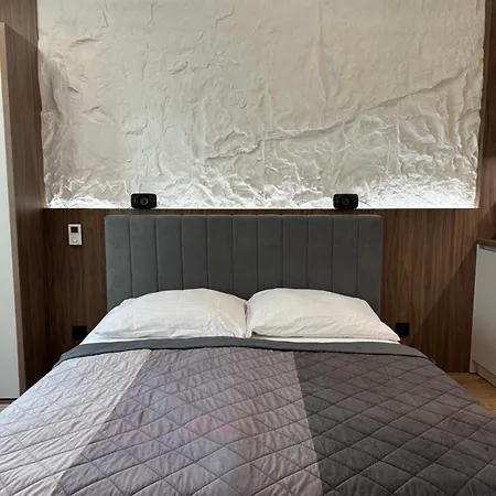Ah Radnica Luxury Ii Apartment