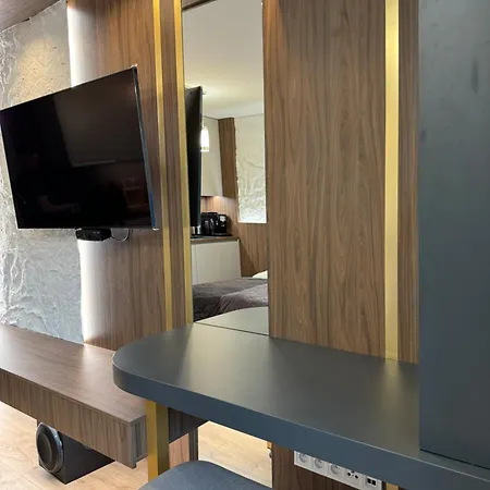 Ah Radnica Luxury Ii