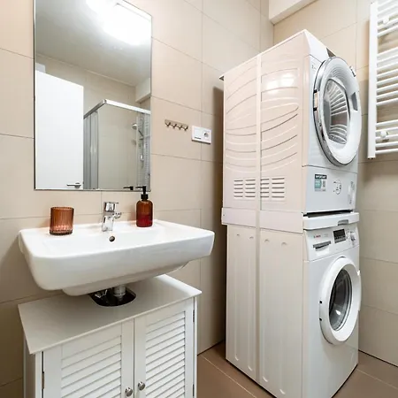 Ah Radnica Jacuzzi Apartamento *