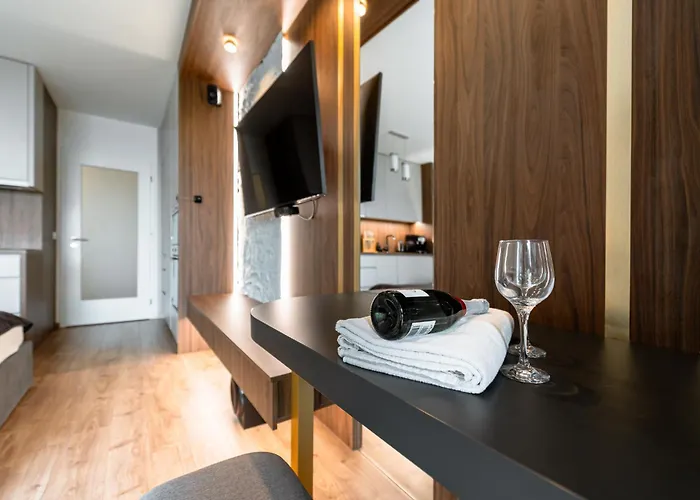 Ah Radnica Jacuzzi Apartmán *